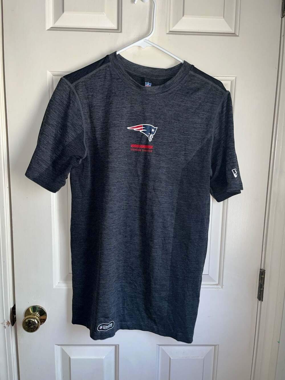 New Era New England Patriots NFL Combine Training Performance T-Shirt, Size Medi
